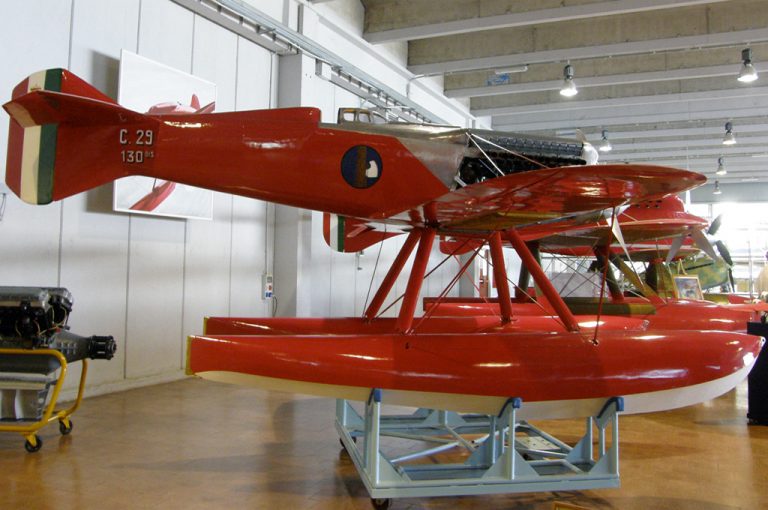 Anguillara Sabazia: museo aeronautica
