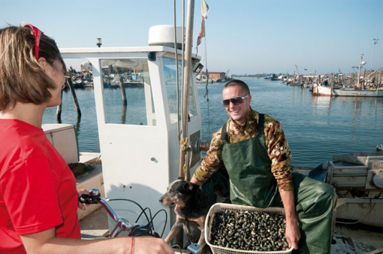 Ciclabile destra Po: pescatori