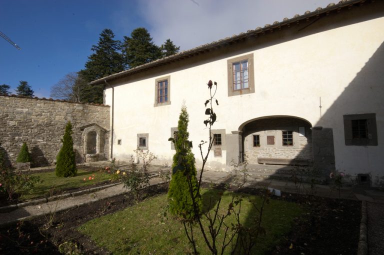 Eremo Camaldoli: chiostro