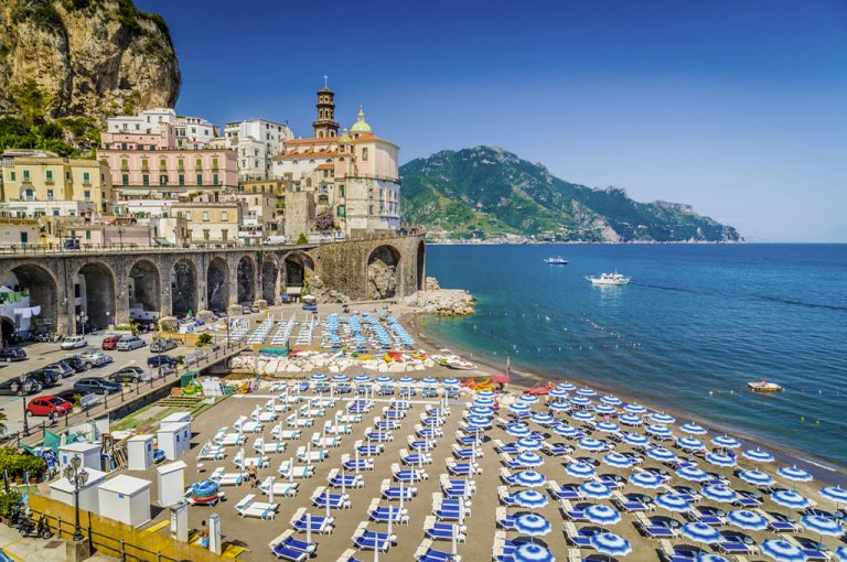 I colori della costiera amalfitana: Atrani