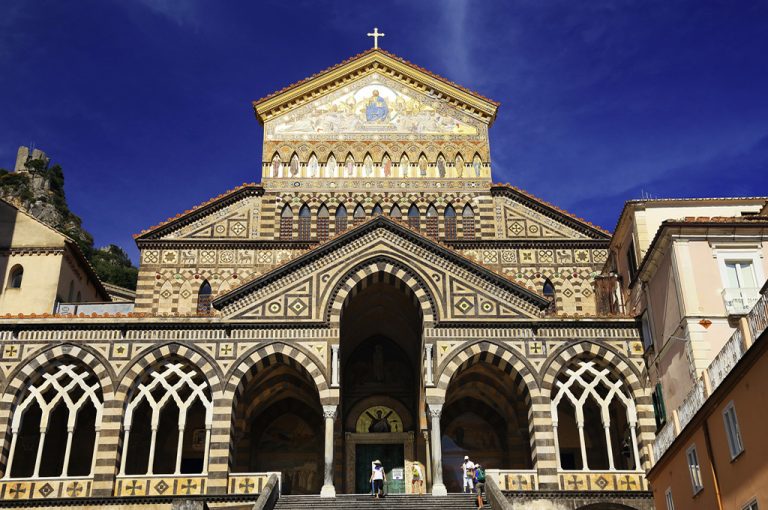 I colori della costiera amalfitana: duomo Amalfi
