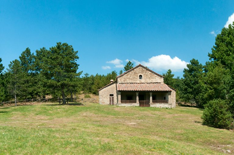 Lago degli Idoli: santuario