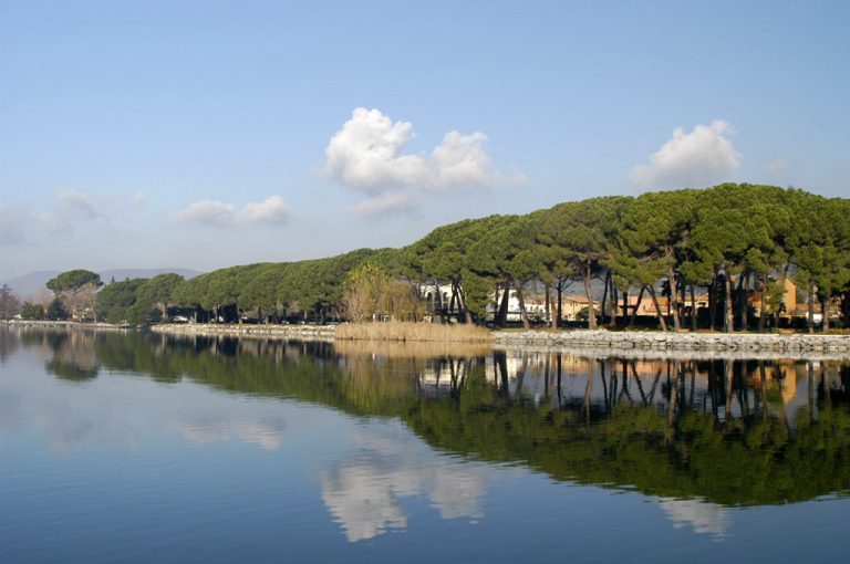 Weekend in camper nella Tuscia: lago Bolsena