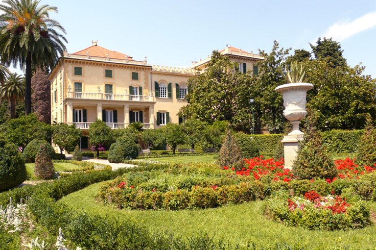 Moto Golfo dei Poeti: villa Marigola