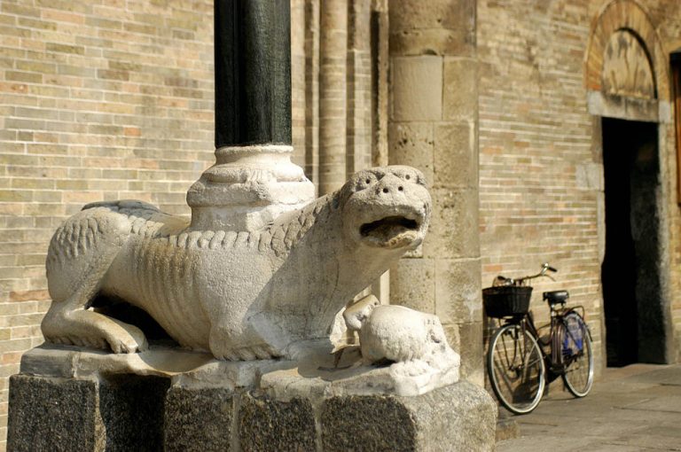 Lodi: esterno duomo