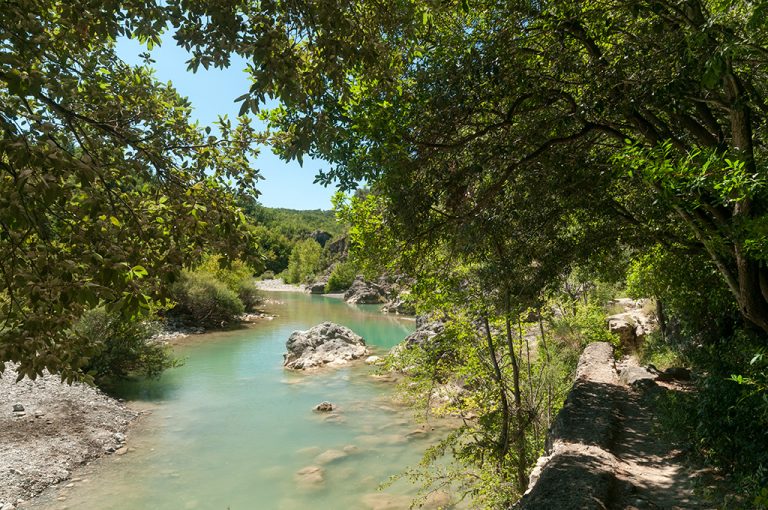 Masso delle fanciulle: fiume