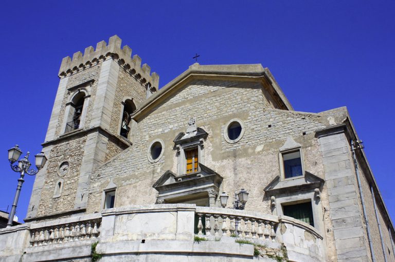 Montalbano Elicona: duomo