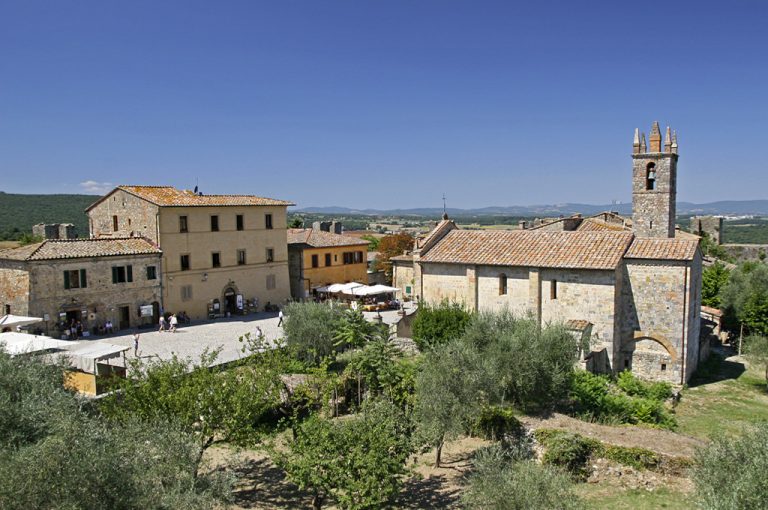 Monteriggioni: pieve