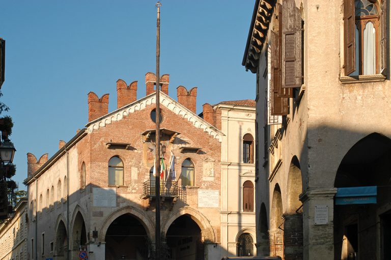 Soave: palazzo di Giustizia