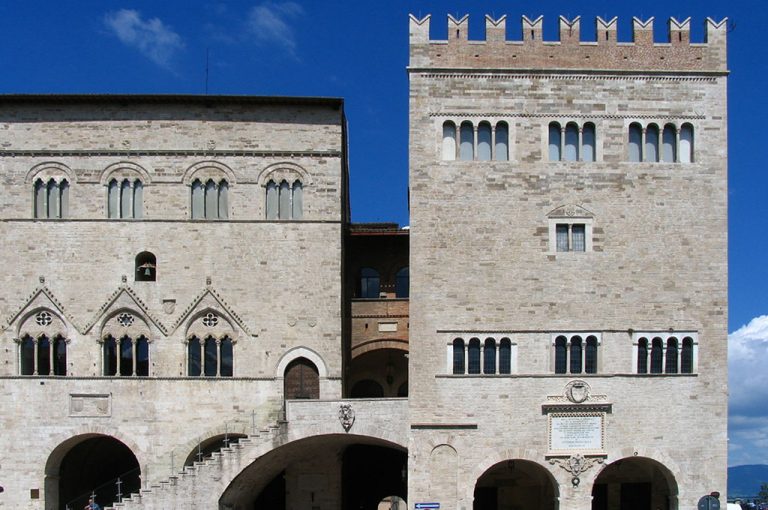 Todi: palazzo capitano