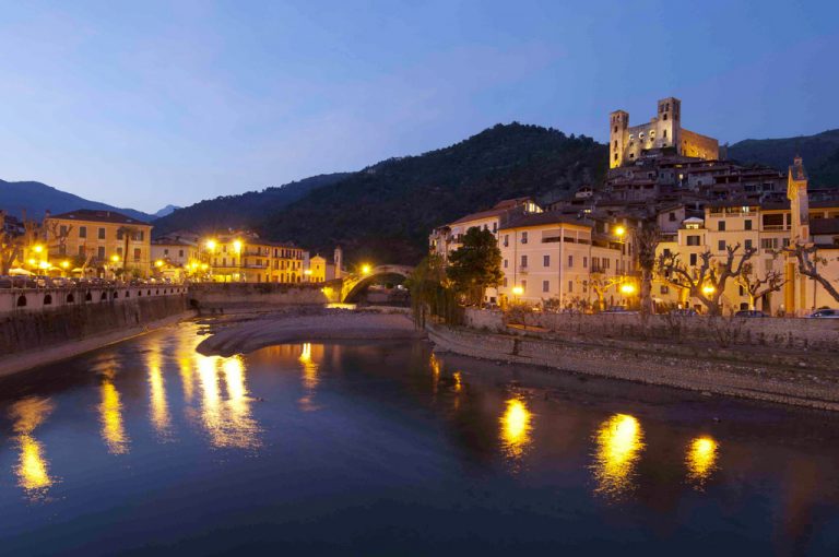 Viaggio tra i rock villages: Dolceacqua