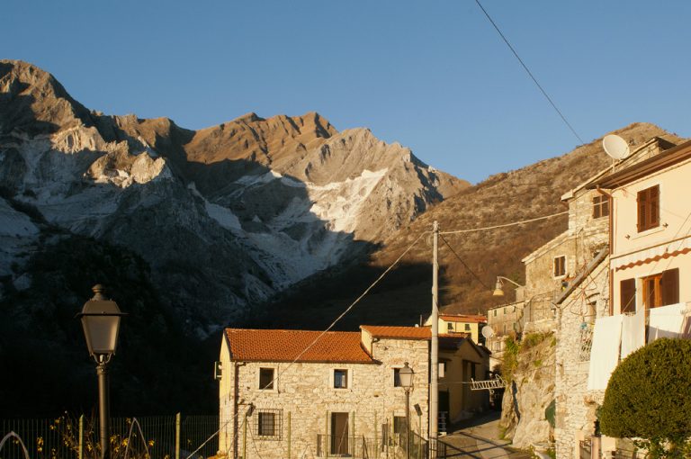 Carrara e le cave di marmo: Colonnata