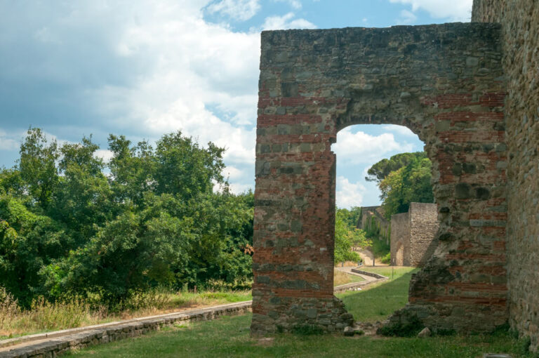 Arezzo: mura