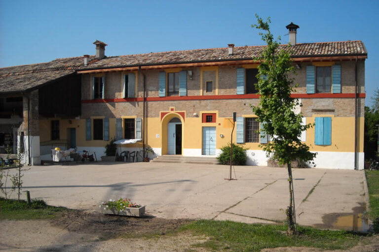 L’oasi naturale le bine: cascina sud