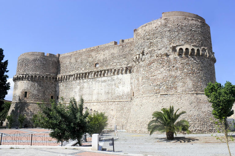 Reggio calabria castello aragonese