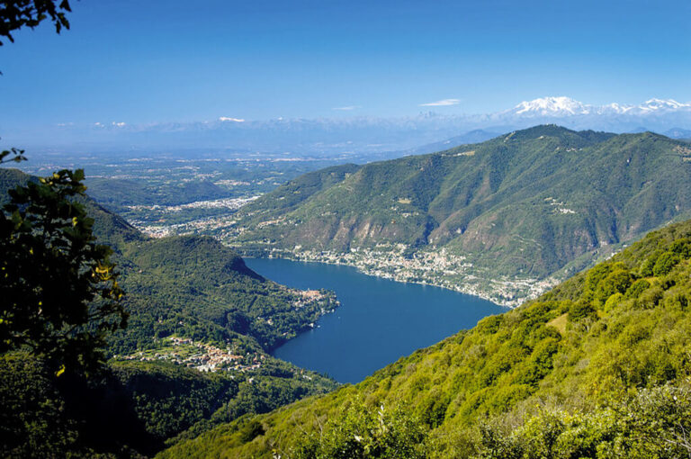 La salita al monte palanzone:• Veduta sul lago di Como