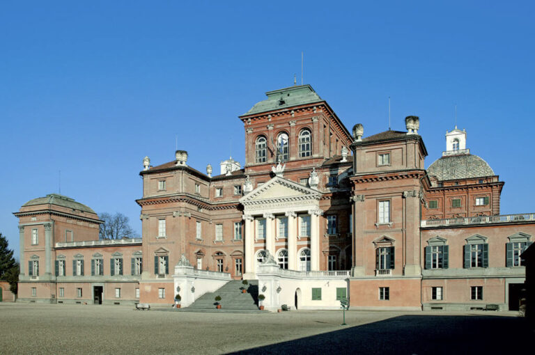 Il castello di racconigi: castello