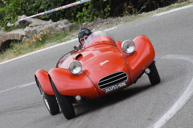 Vernasca silver flag