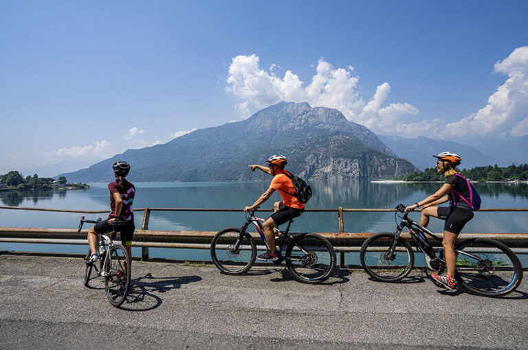 In sella alla bike per scoprire la valchiavenna