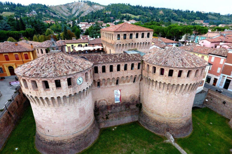 Le rocche sforzesche di caterina; riolo terme