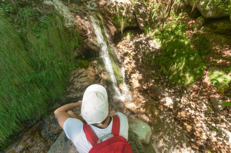Valle dei mulini: sosta nei pressi della fonte