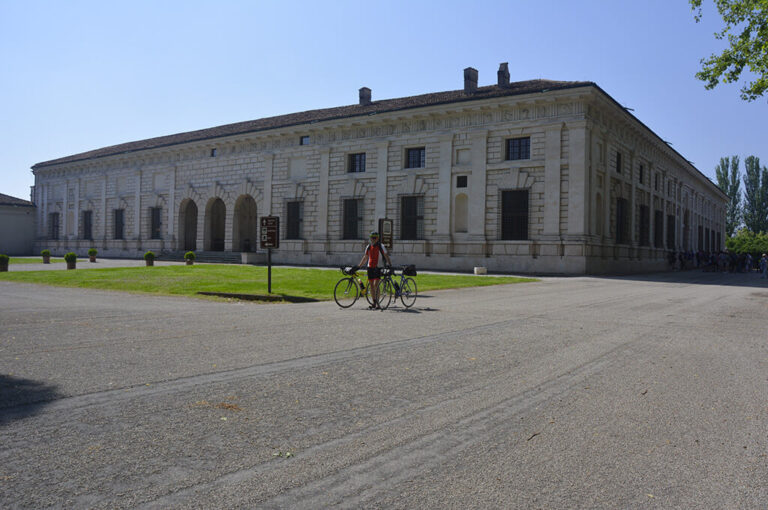 In bici dalla food valley al lago di garda 03