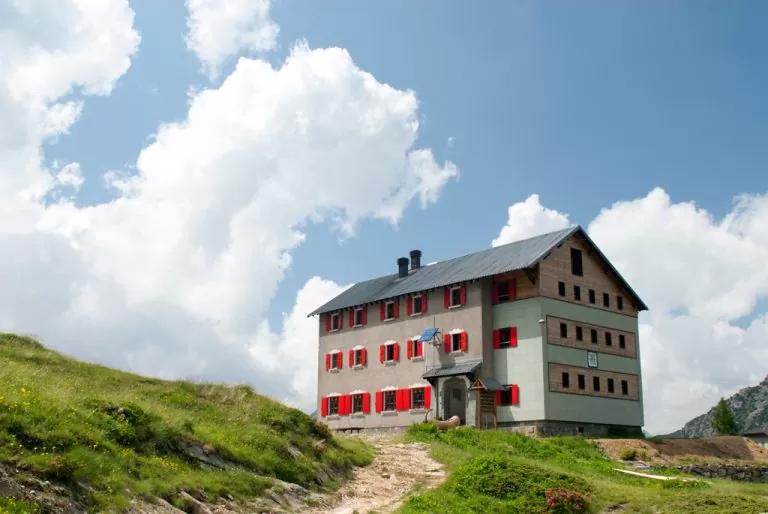 Laghi Gemelli da Carona: rifugio gemelli