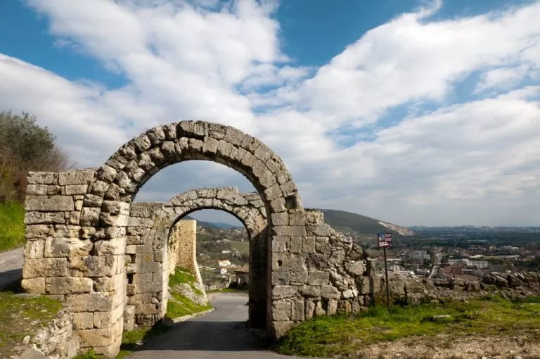 Ferentino: archi