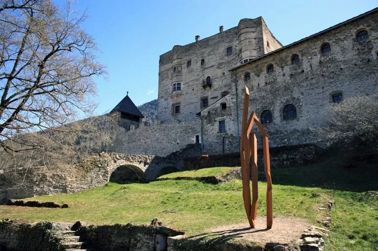 Gita al lago di Levico e al lago di Caldonazzo: castello Pergine