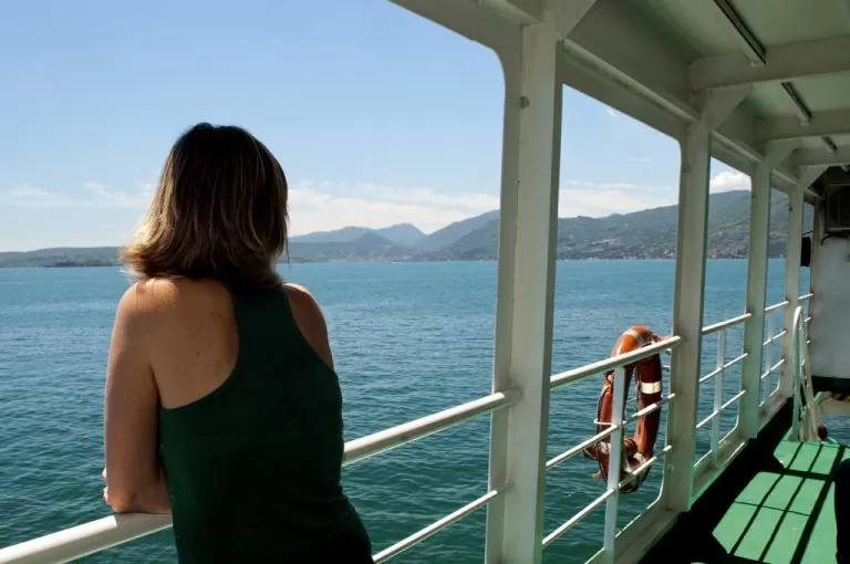 Battello lago di Garda: in navigazione