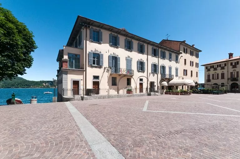 lago Maggiore: Arona