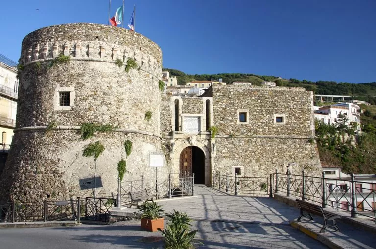 Pizzo Calabro: castello