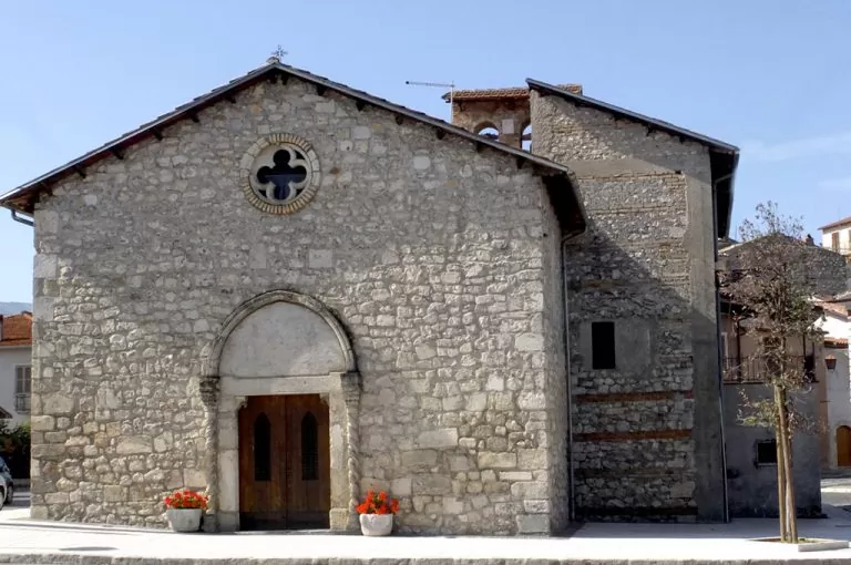 Scurcola Marsicana: chiesa