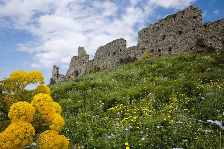 Terme Arabe di Cefalà Diana: castello