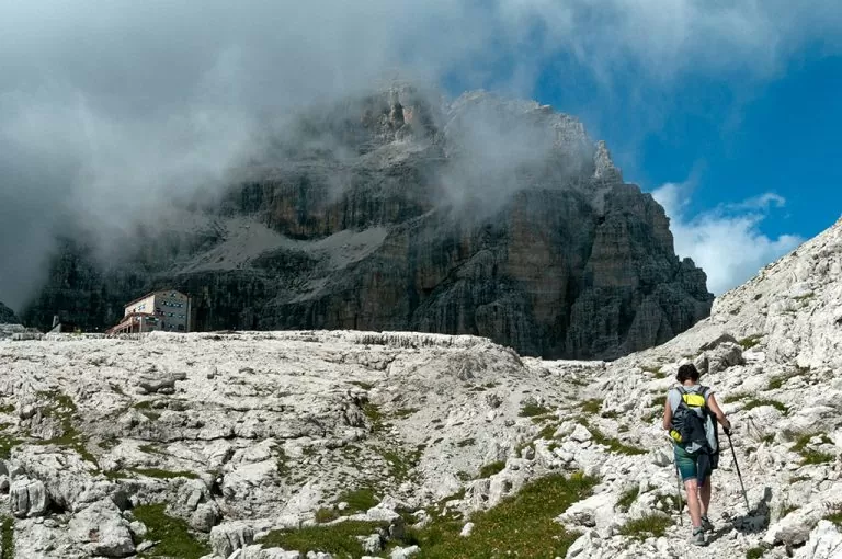 Weekend tra le Dolomiti di Brenta: rifugio Pedrotti