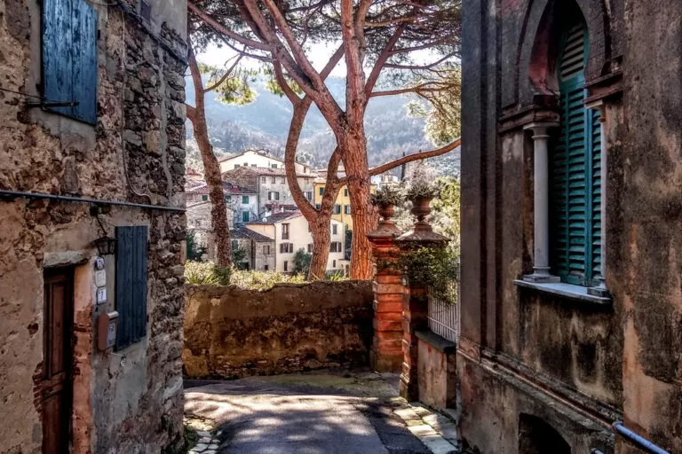 Fortezza della verruca: scorcio dal borgo Montemagno