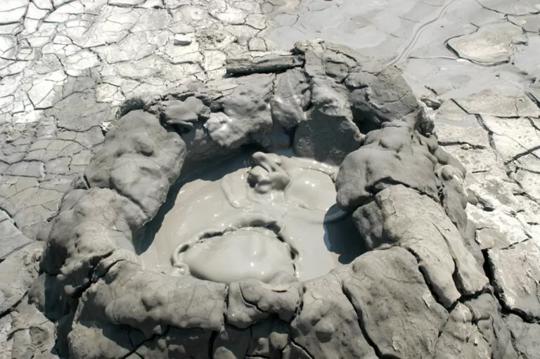 Salse di nirano: cratere