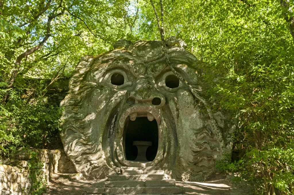Il parco dei mostri di bomarzo: la scultura dell'Orco