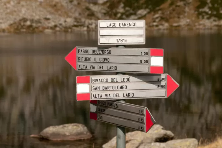 Trekking al lago darengo: arrivo al lago