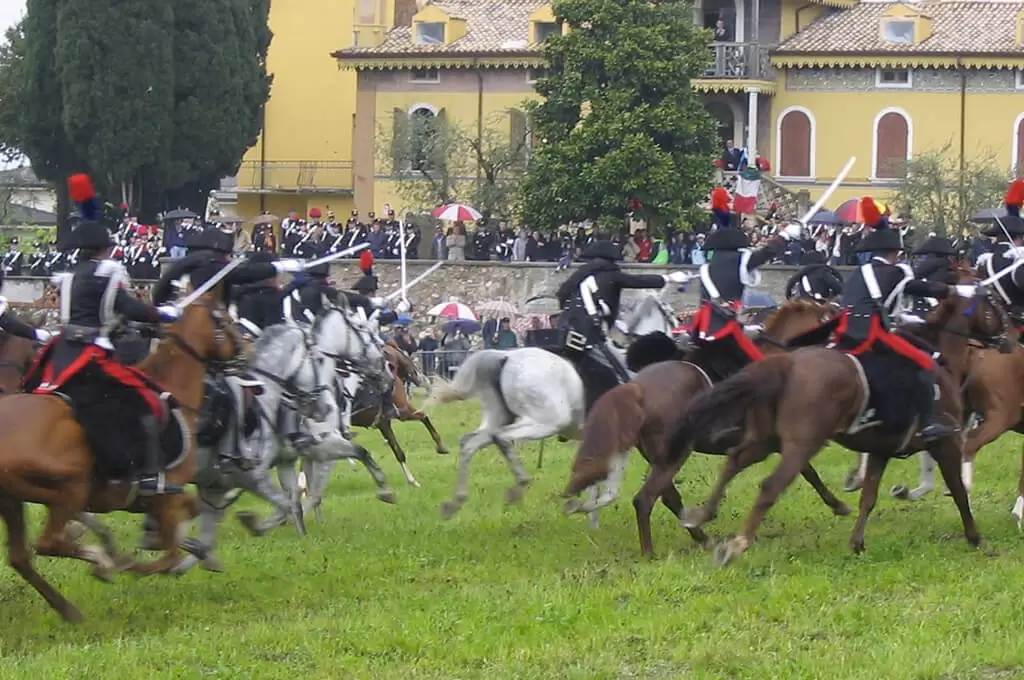 Carica dei carabinieri