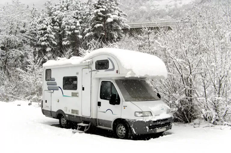 In camper sulle nevi della valle d'aosta: in camper sulla neve